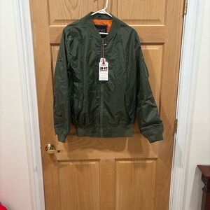 LON NYC Olive Green Bomber Jacket Across the Pond MA-1 Style Men’s XL NWT